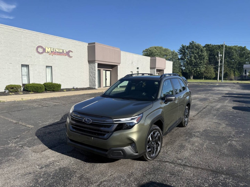 2026 Subaru Forester Image 2