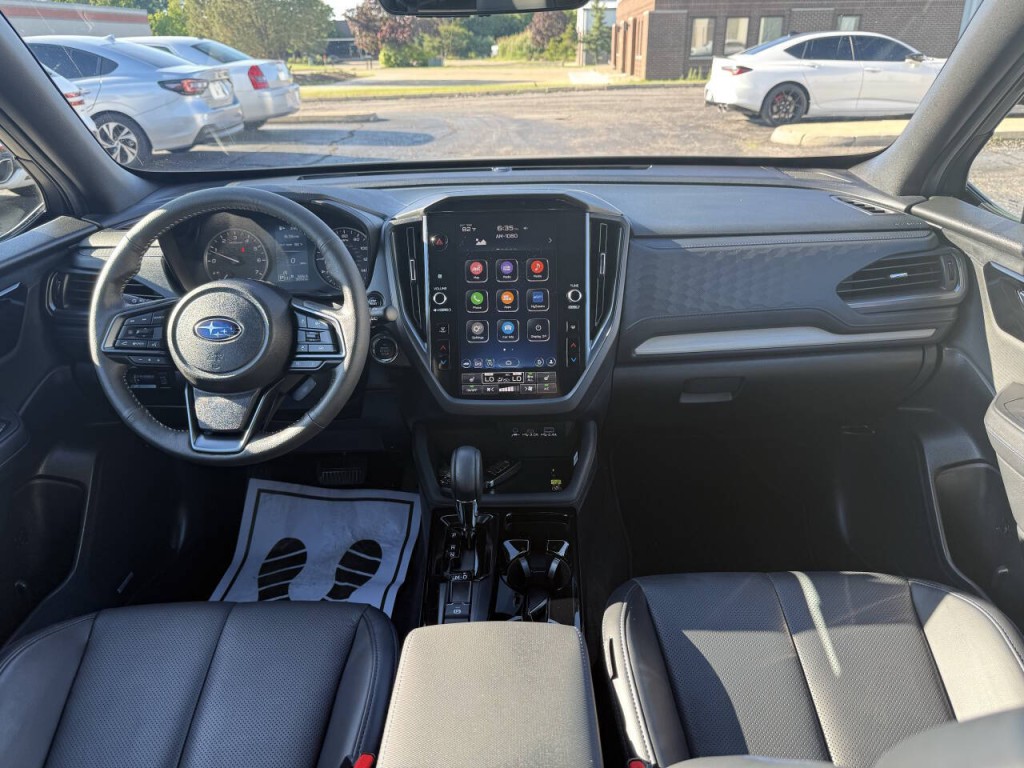 2026 Subaru Forester Image 27