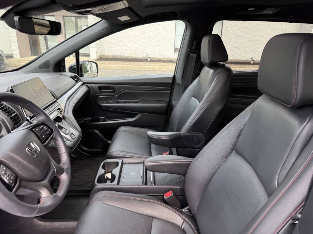2025 Honda Odyssey Image 18