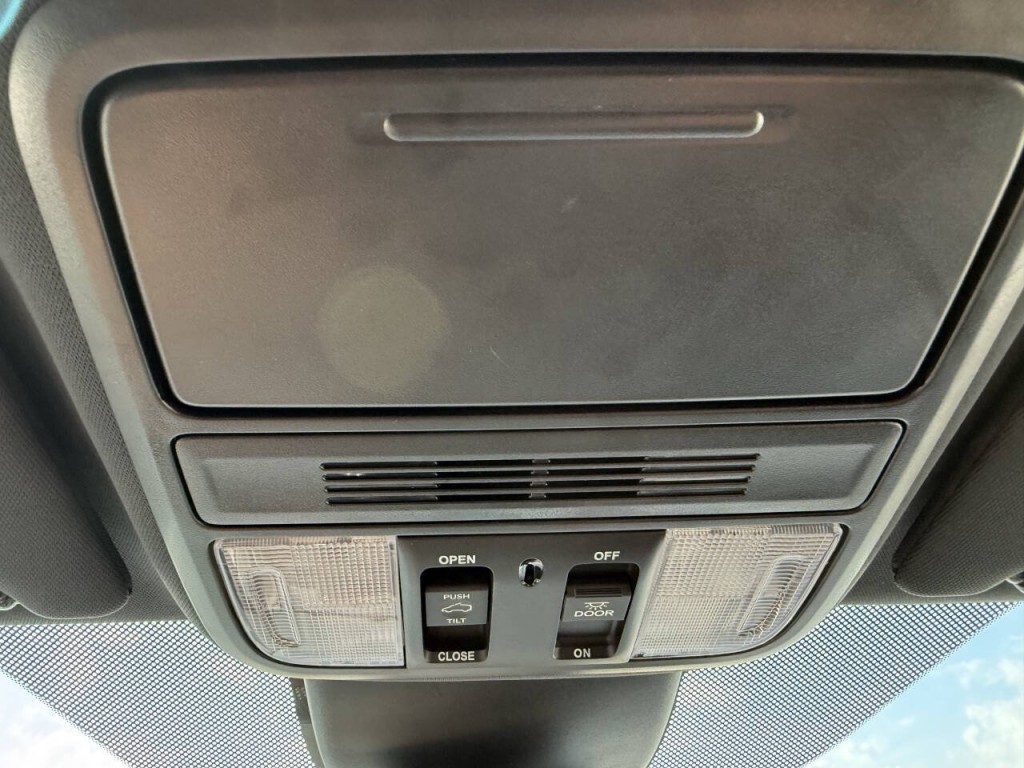 2025 Honda Odyssey Image 42