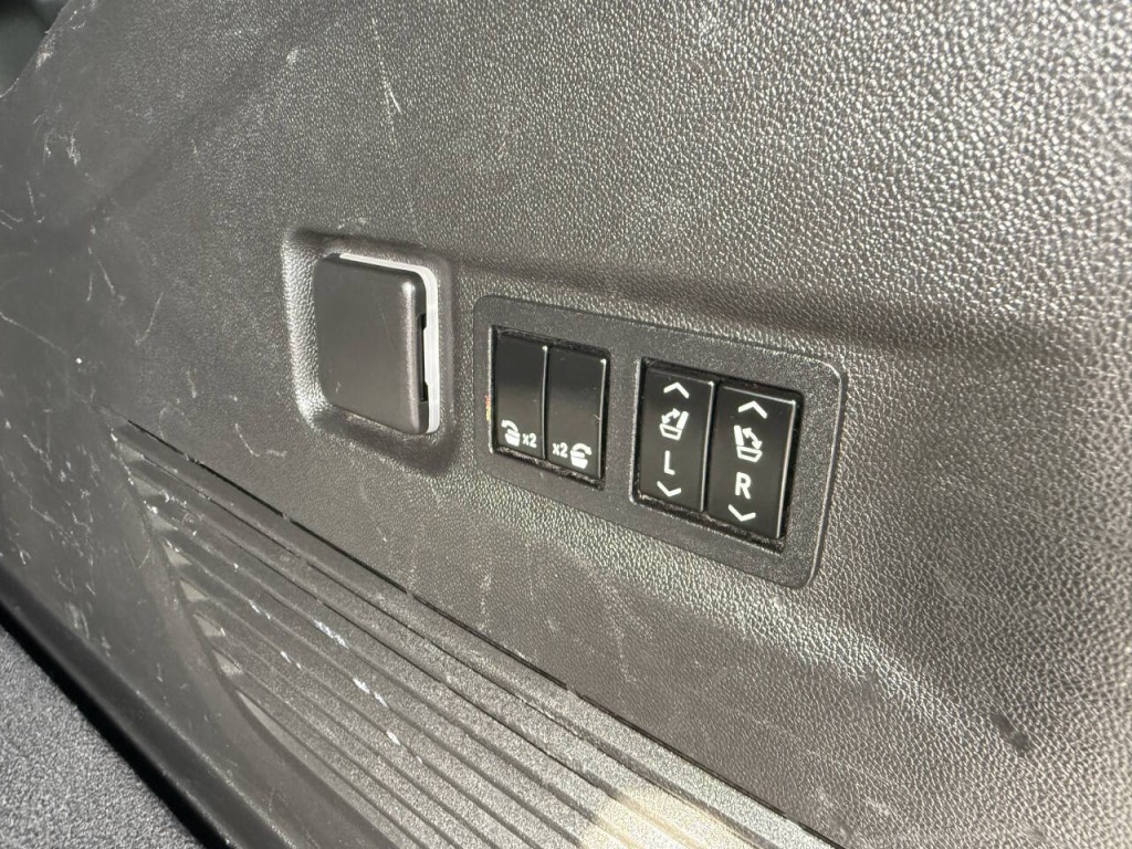 2021 GMC Yukon Image 23