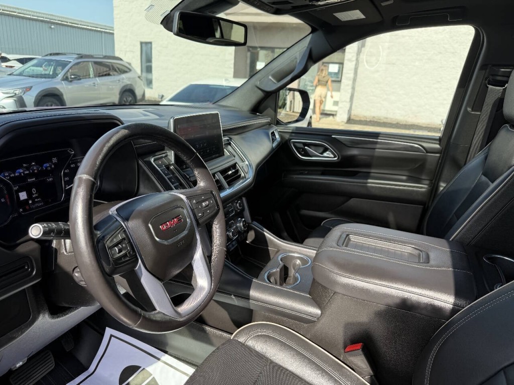 2021 GMC Yukon Image 15