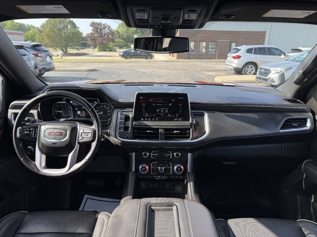 2021 GMC Yukon Image 28