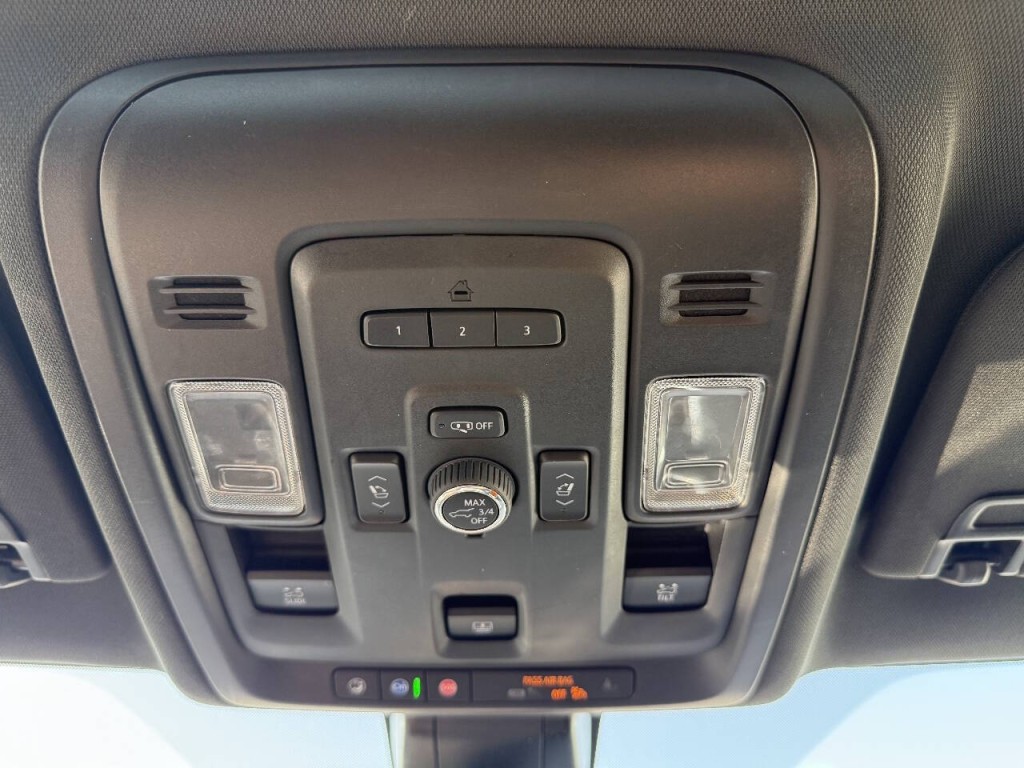 2021 GMC Yukon Image 40