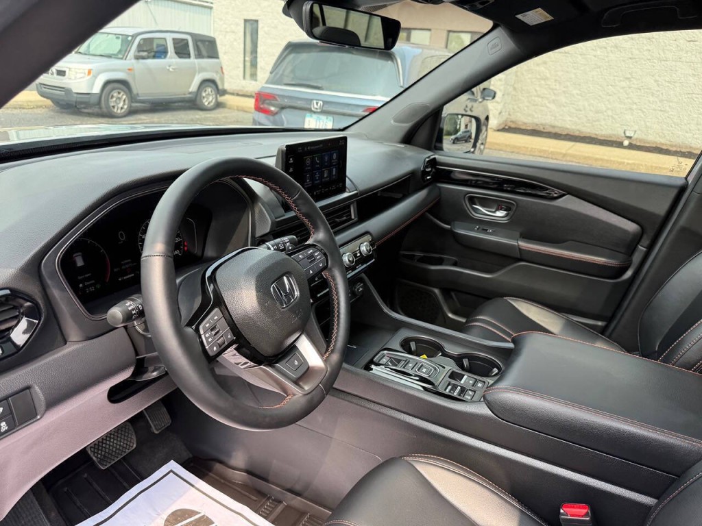 2025 Honda Pilot Image 17