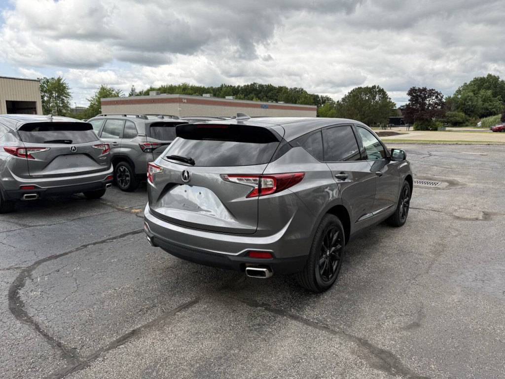 2025 Acura RDX Image 6