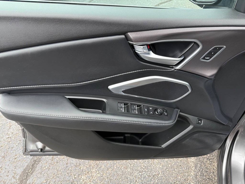 2025 Acura RDX Image 13