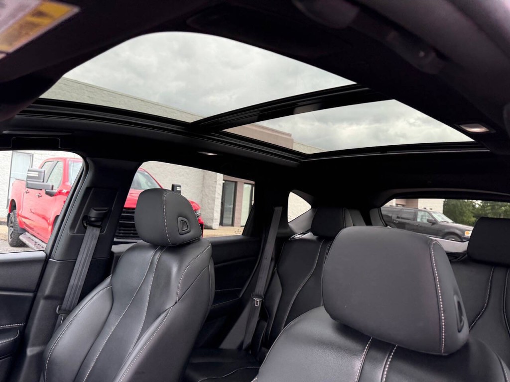 2025 Acura RDX Image 18