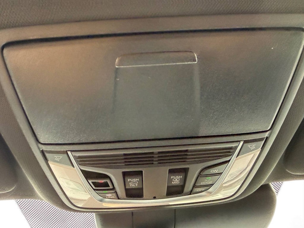 2025 Acura RDX Image 37