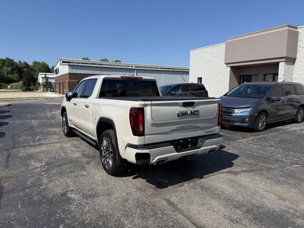 2026 GMC Sierra 1500 Image 8