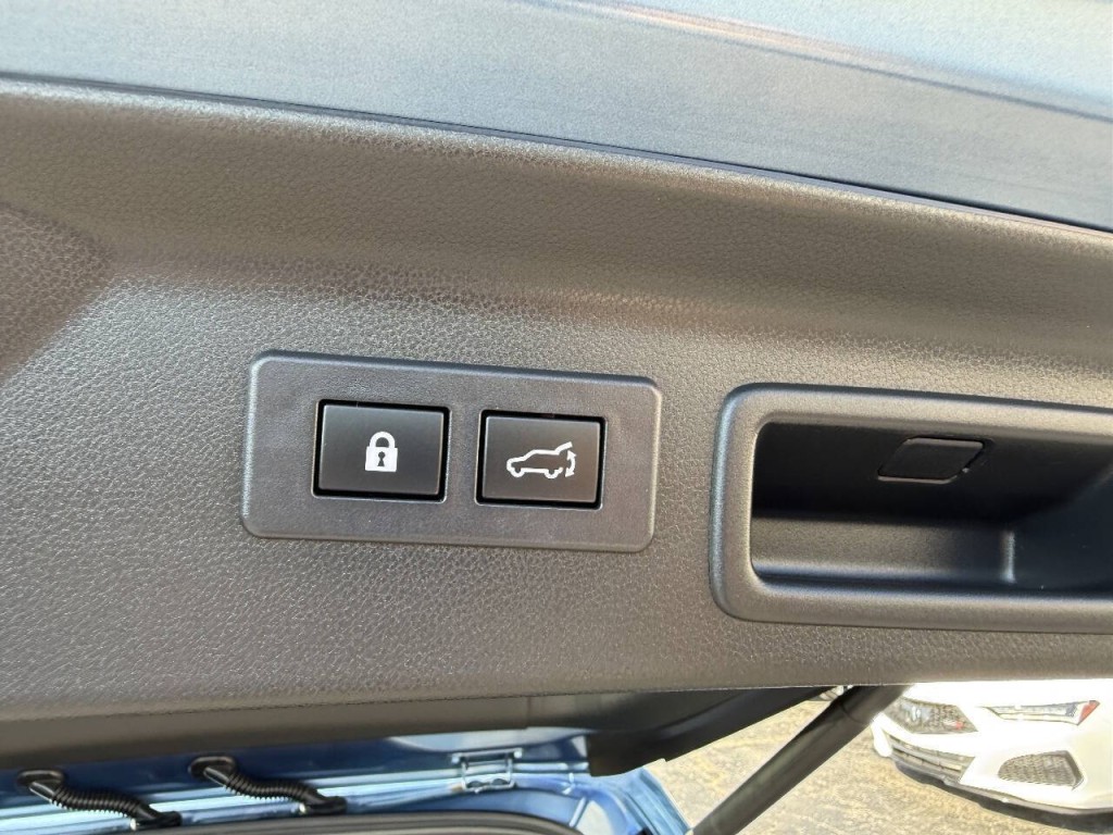 2025 Subaru Forester Image 21