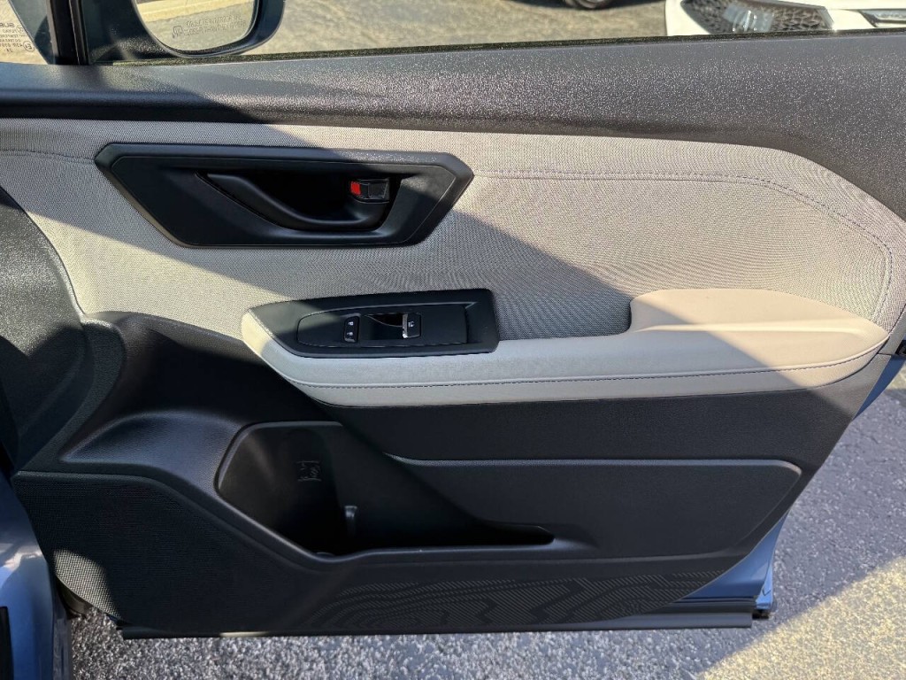 2025 Subaru Forester Image 25