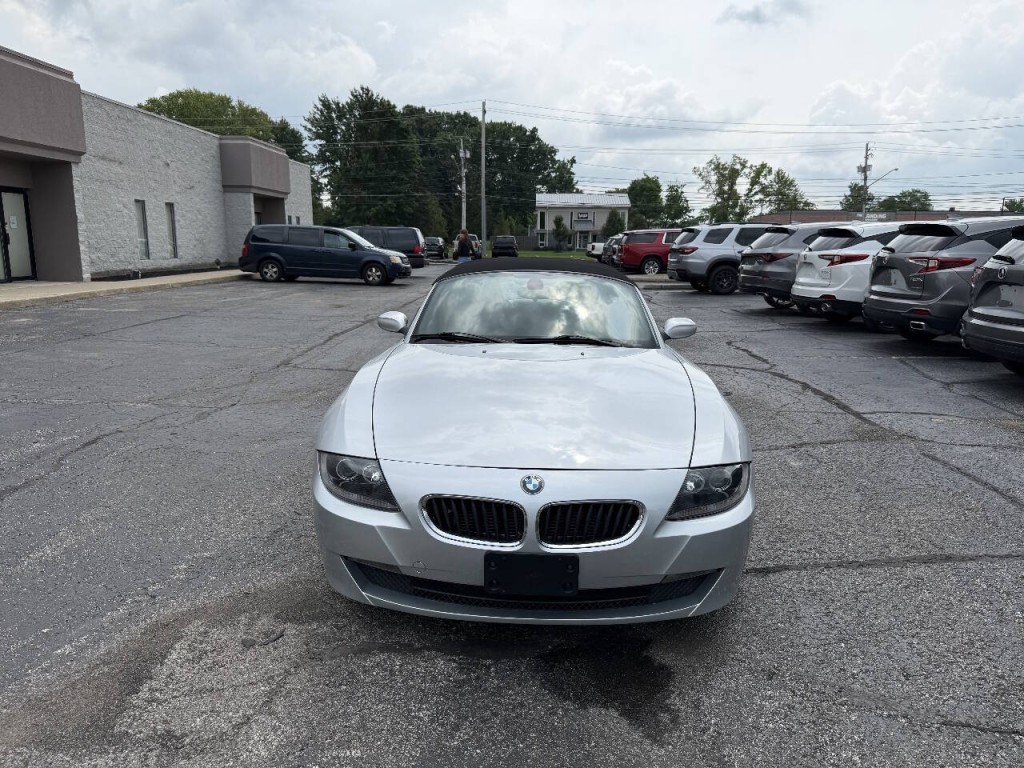 2006 BMW Z4 Image 2