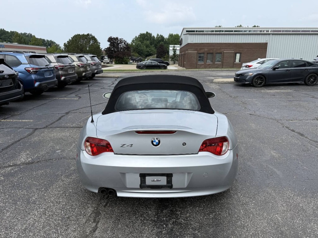 2006 BMW Z4 Image 6