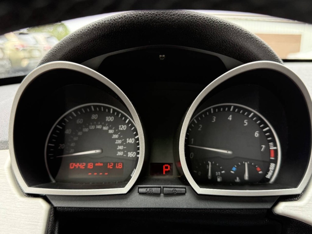 2006 BMW Z4 Image 25