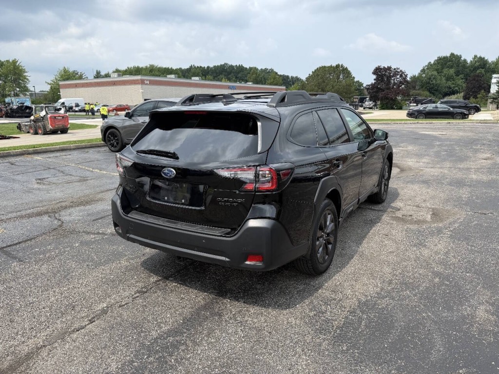 2025 Subaru Outback Image 5