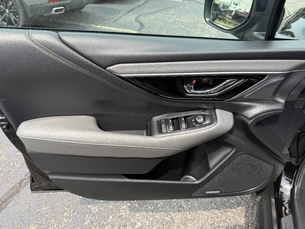 2025 Subaru Outback Image 13