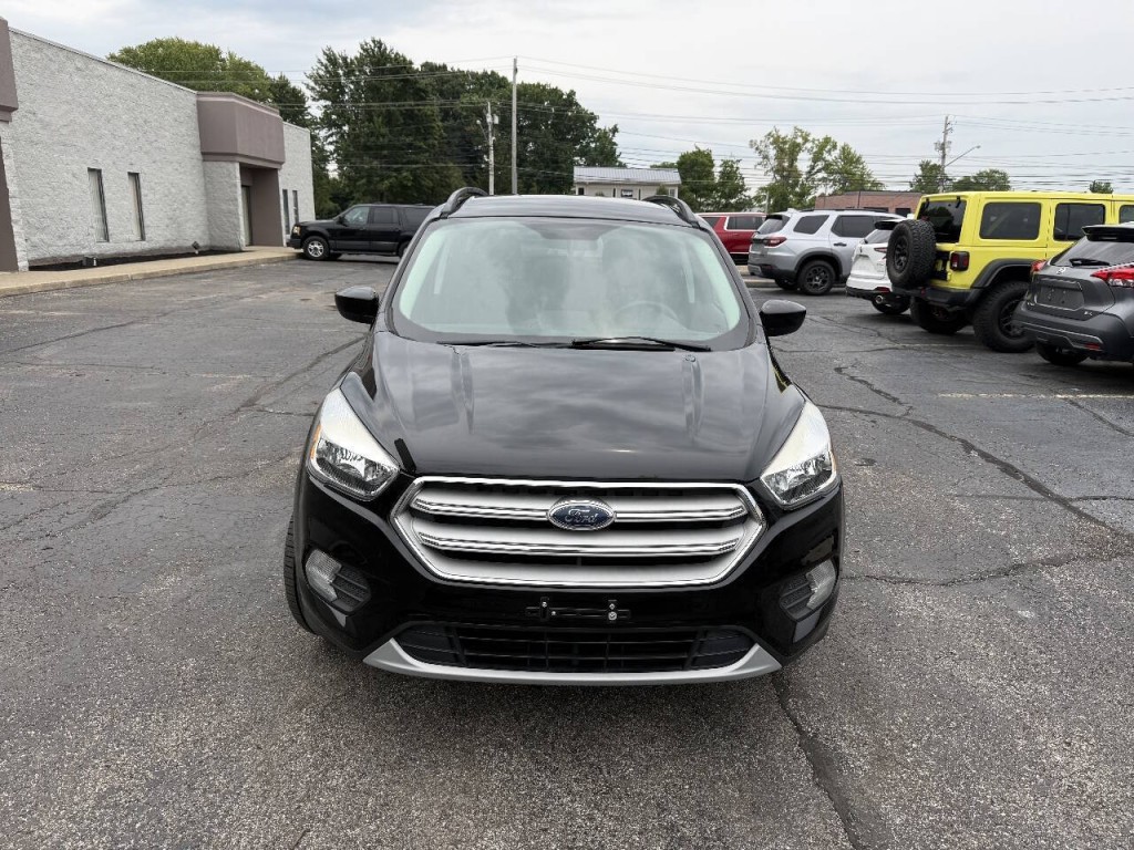 2018 Ford Escape Image 2