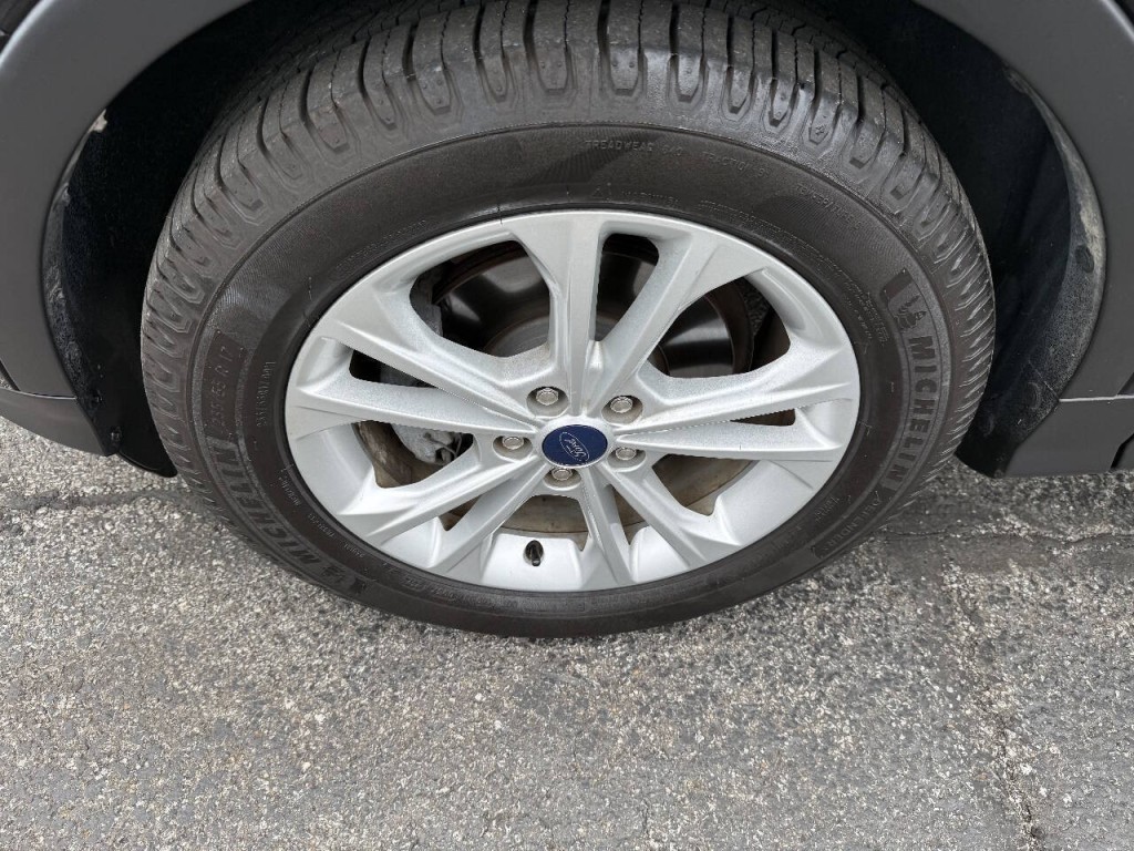 2018 Ford Escape Image 9