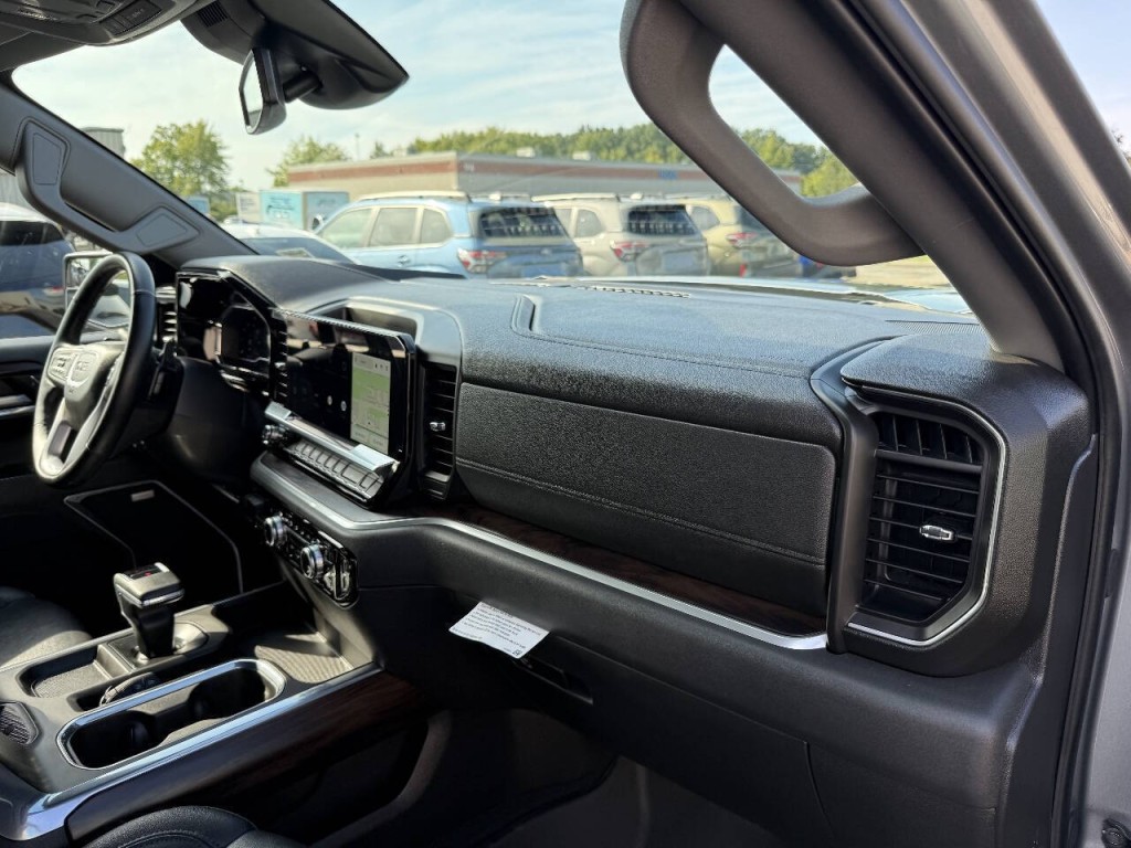 2025 GMC Sierra 1500 Image 33