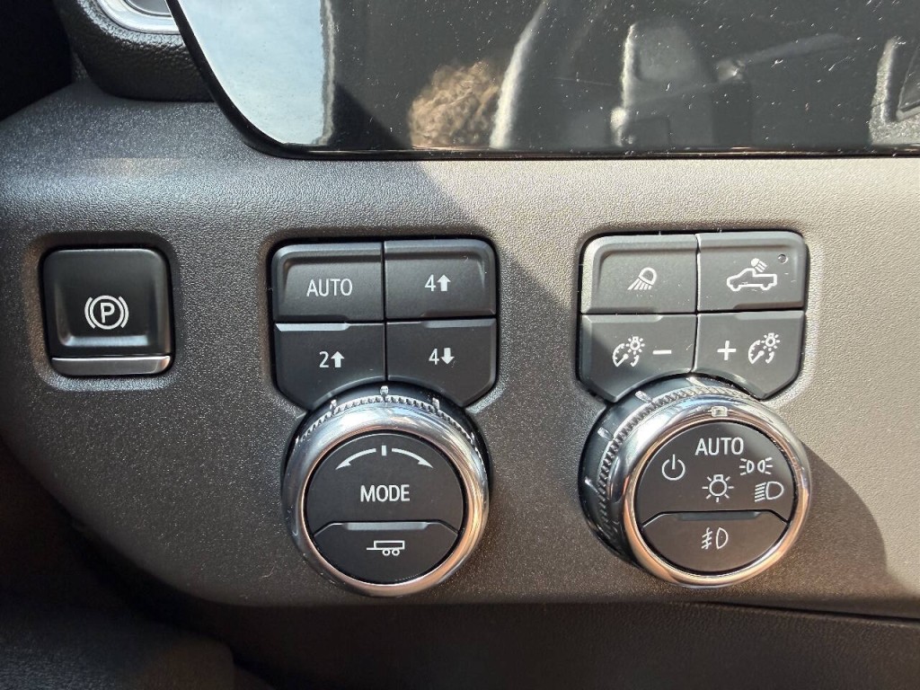 2025 GMC Sierra 1500 Image 35