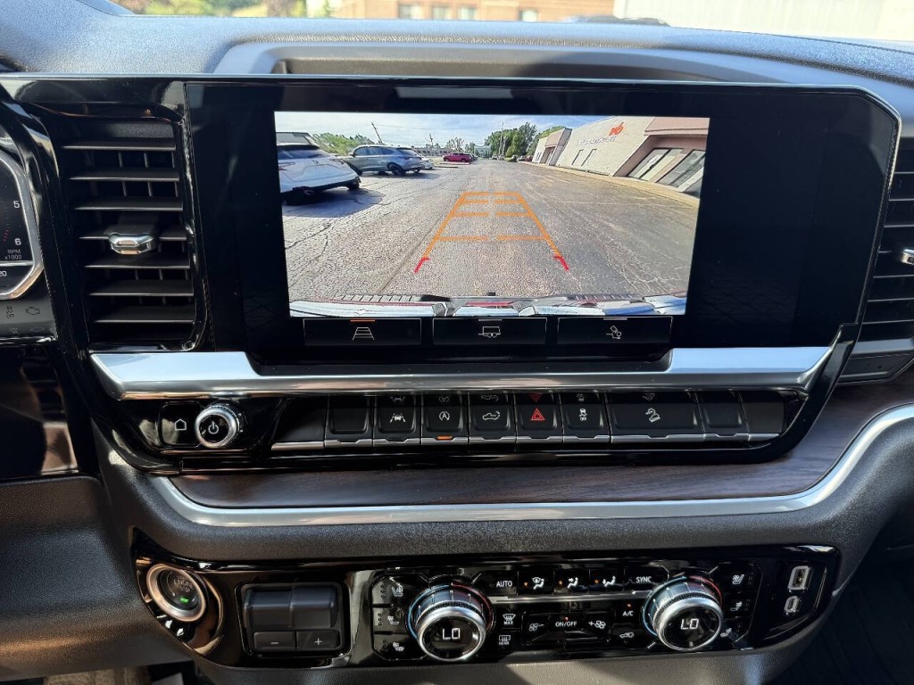 2025 GMC Sierra 1500 Image 40