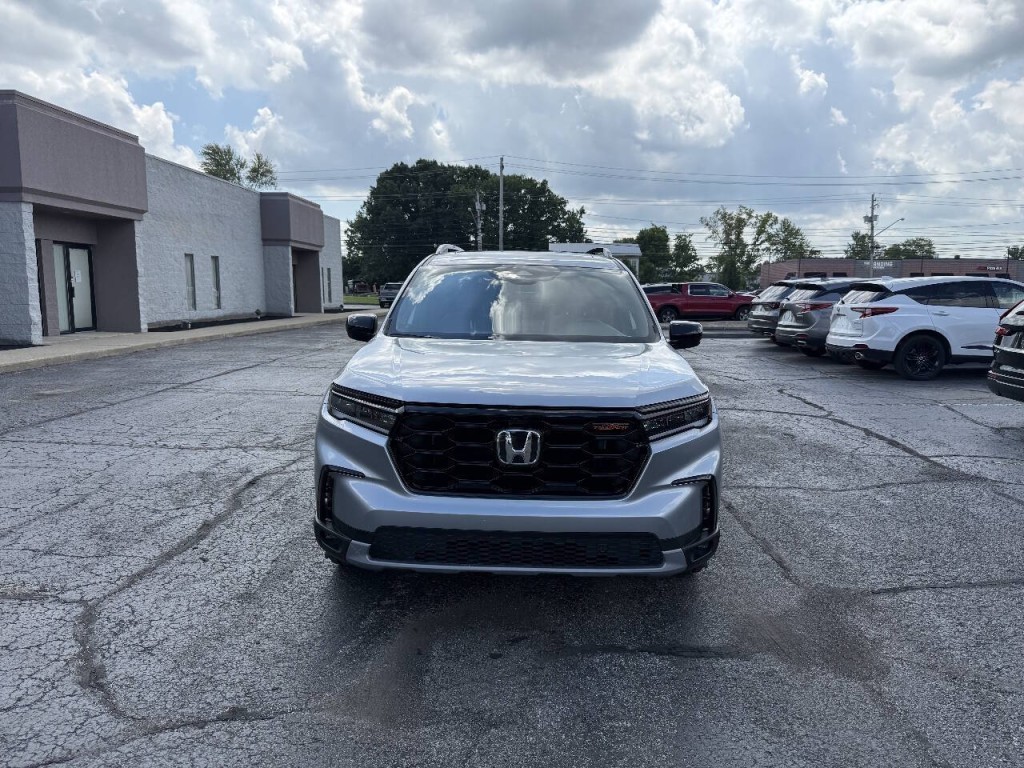 2025 Honda Pilot Image 2