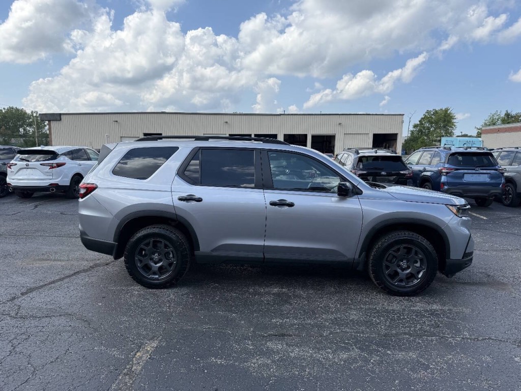 2025 Honda Pilot Image 4