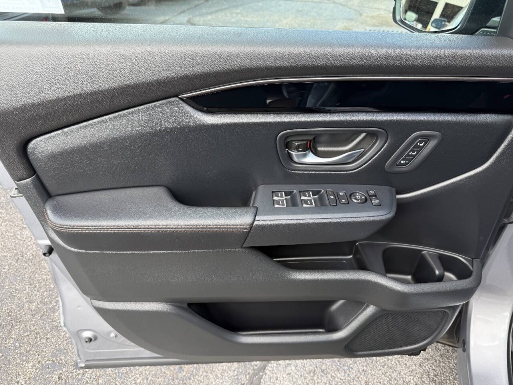 2025 Honda Pilot Image 13