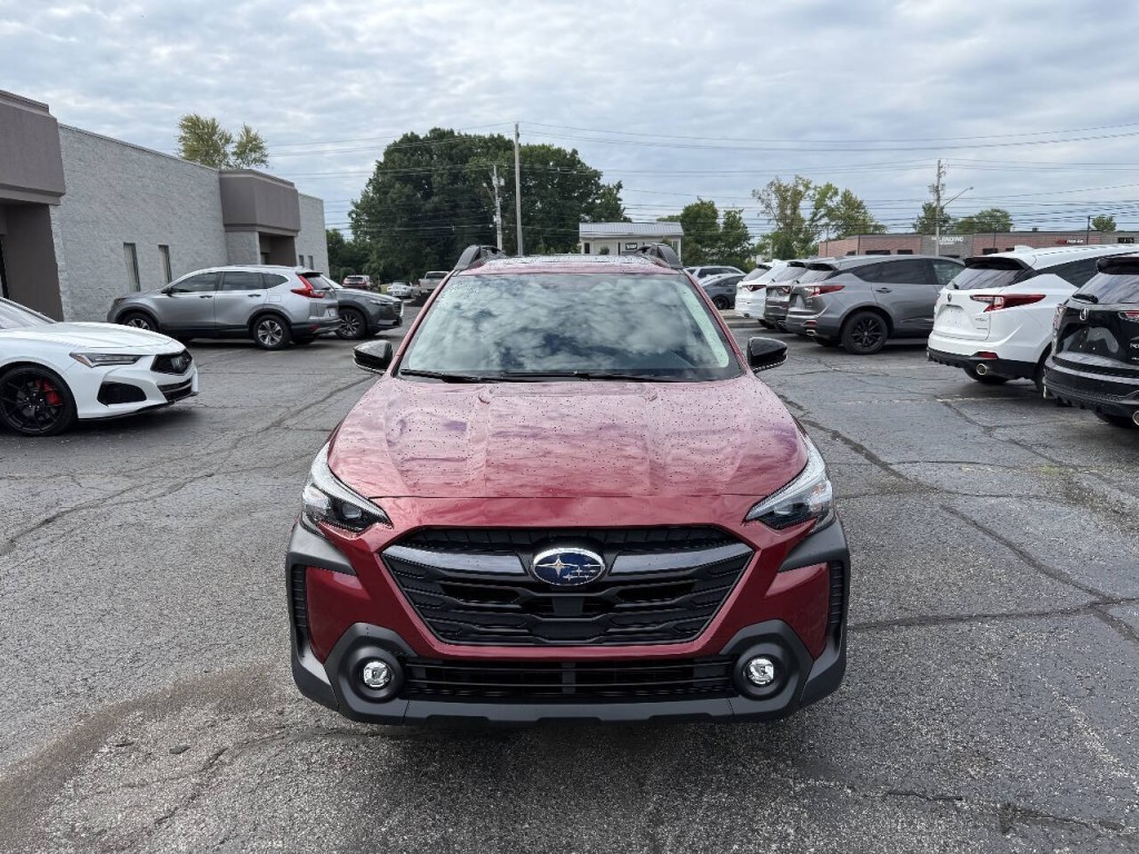 2025 Subaru Outback Image 2