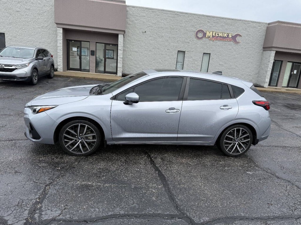 2024 Subaru Impreza Image 8