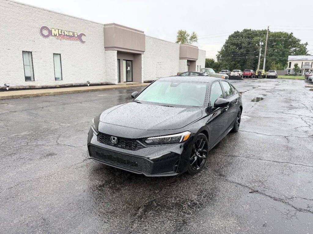 2025 Honda Civic Image 1
