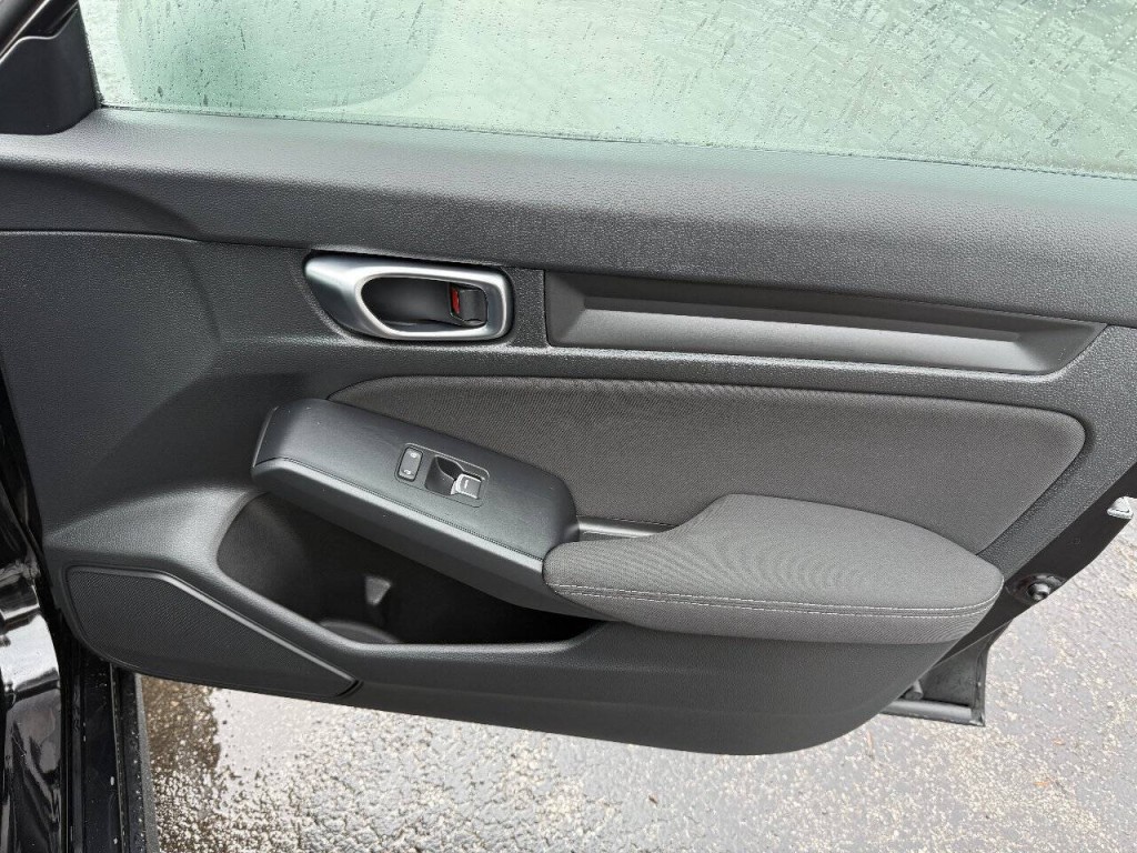 2025 Honda Civic Image 24