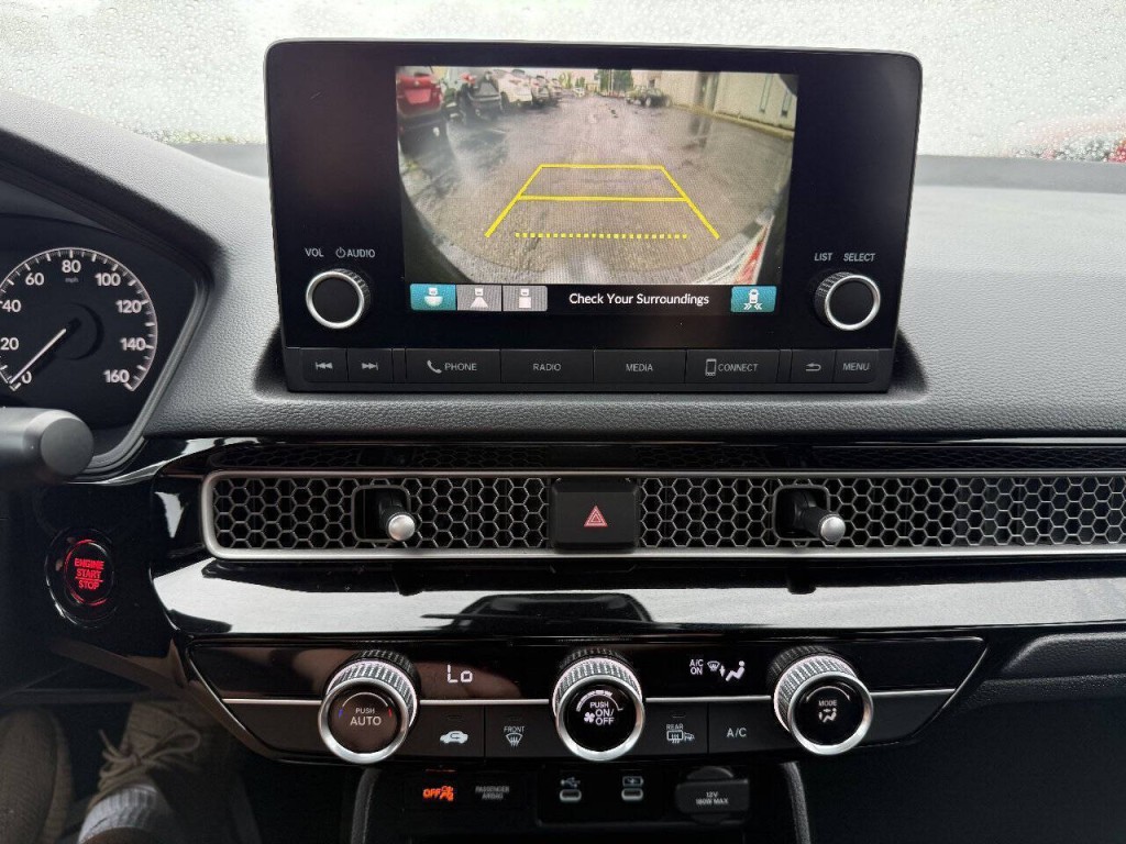 2025 Honda Civic Image 30