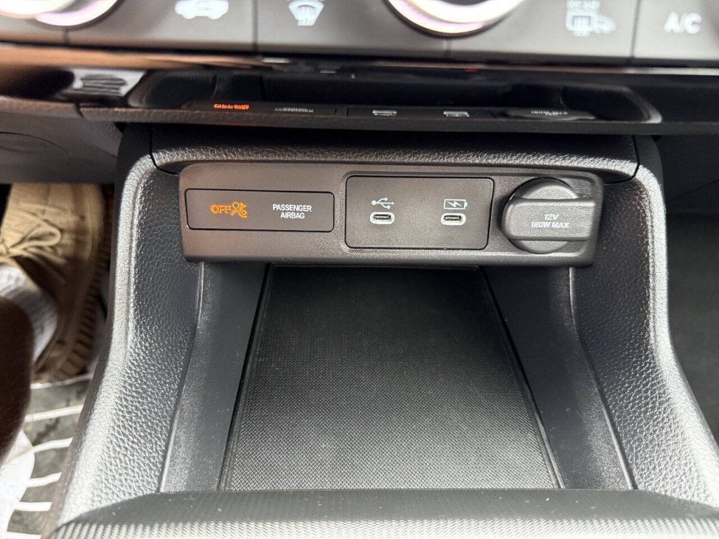 2025 Honda Civic Image 31
