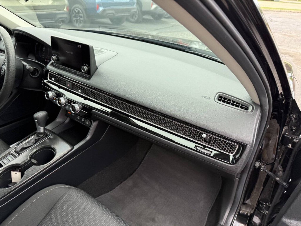 2026 Honda Civic Image 25