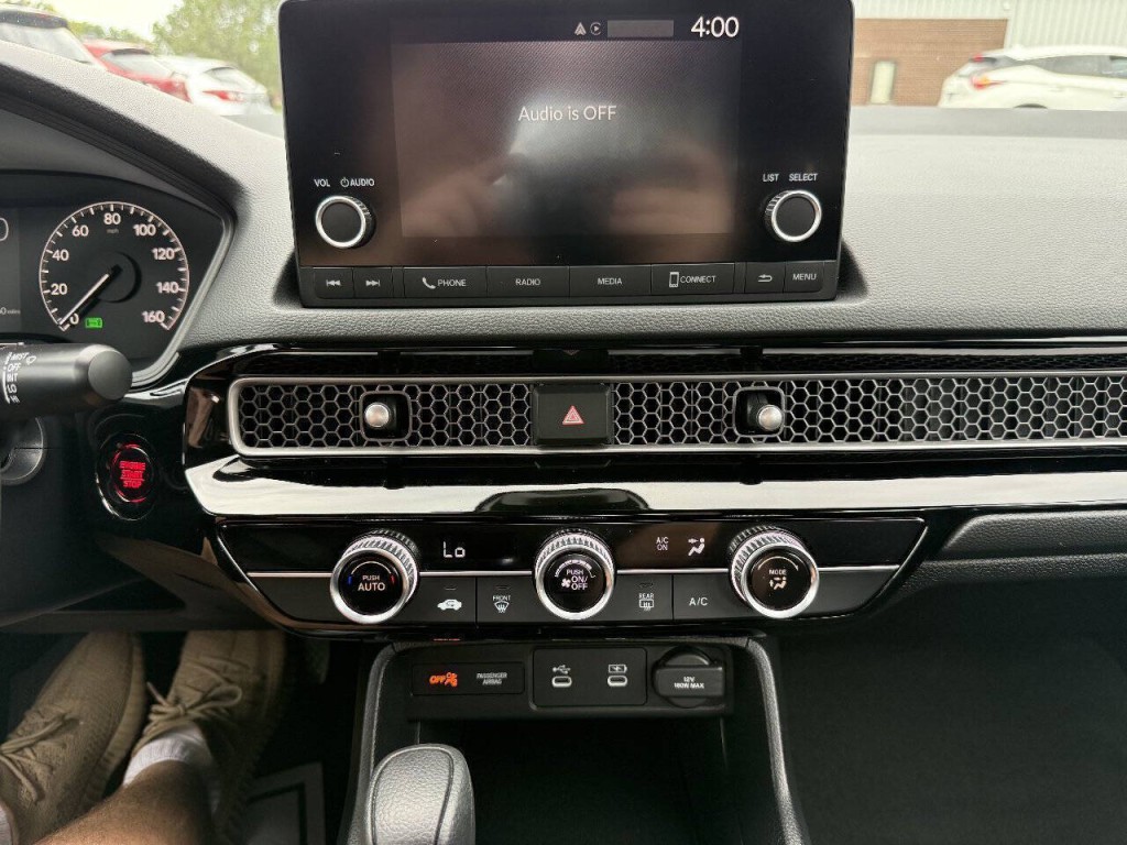 2026 Honda Civic Image 30