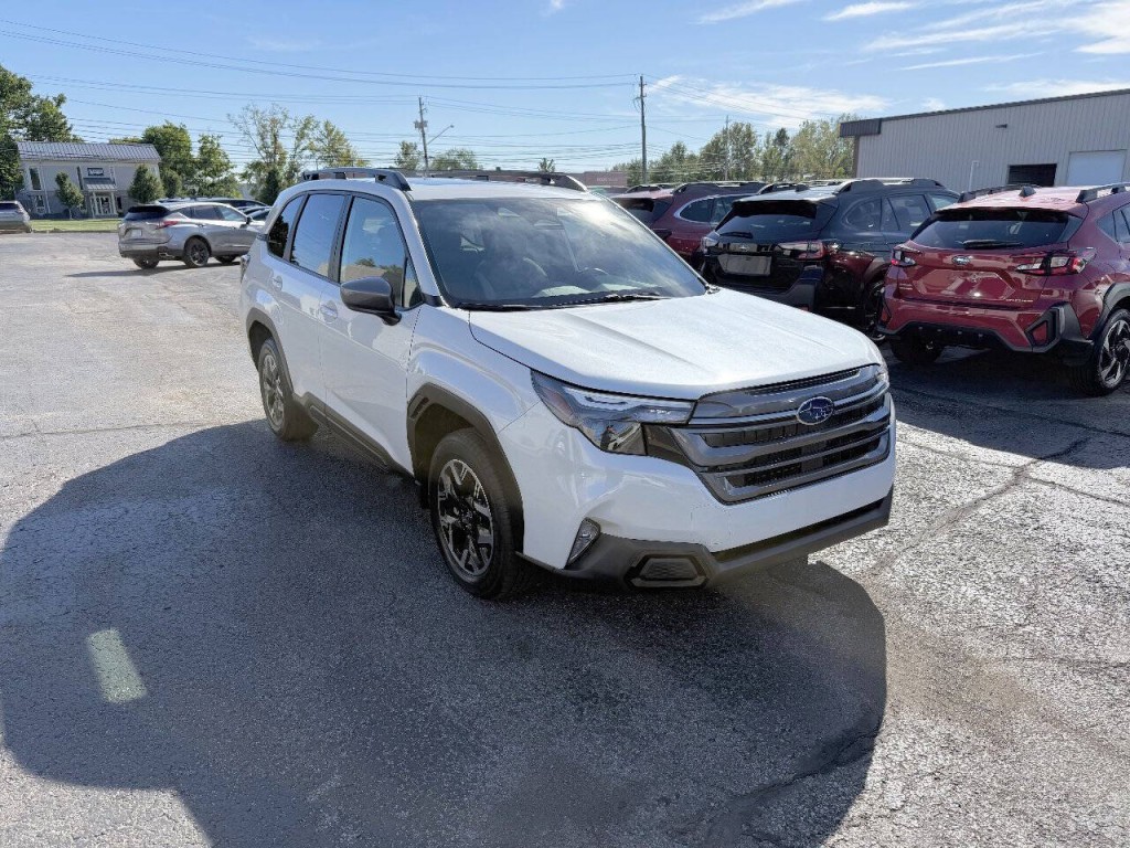 2025 Subaru Forester Image 3