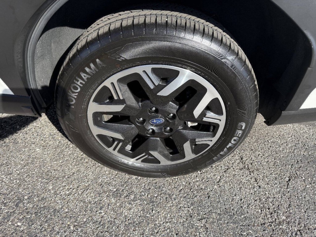 2025 Subaru Forester Image 9