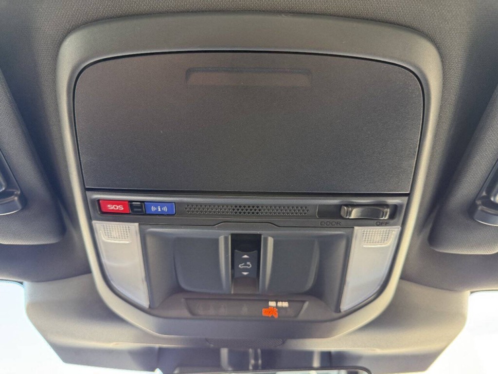 2025 Subaru Forester Image 38
