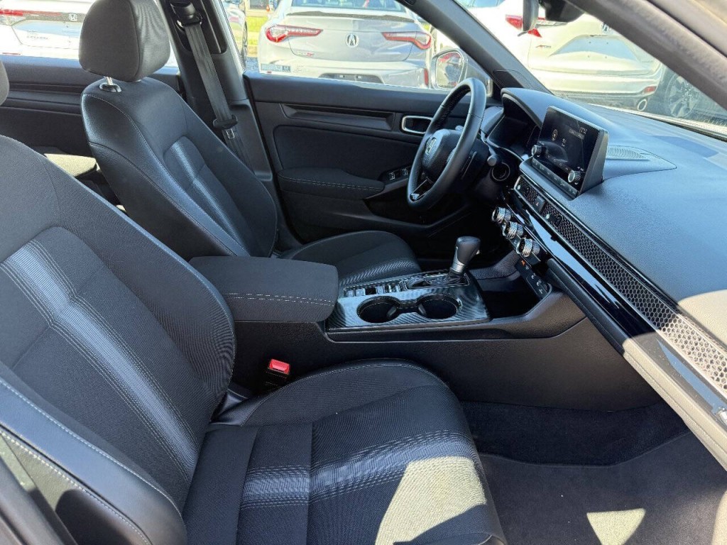 2026 Honda Civic Image 25