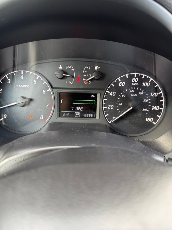 2017 Nissan Sentra Image 25