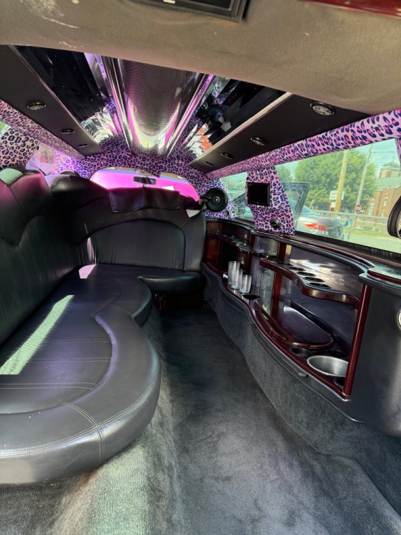 2011 Lincoln Town Car Image 9