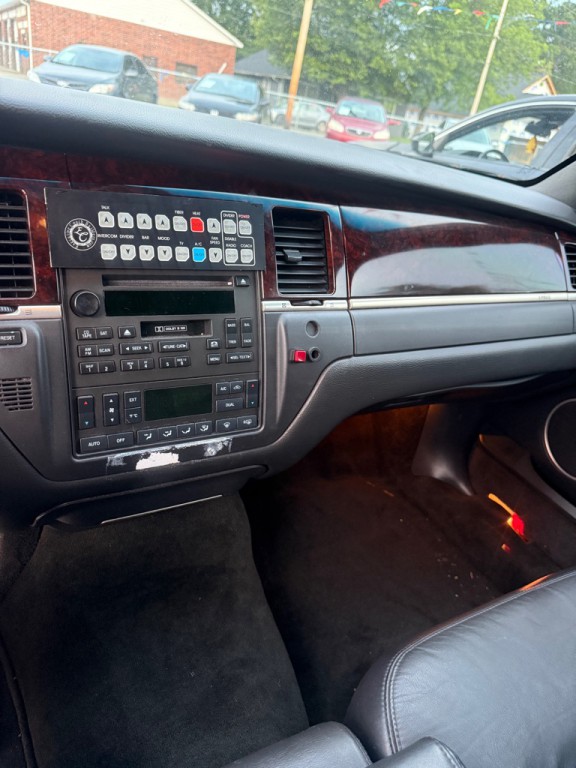 2011 Lincoln Town Car Image 14