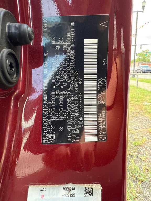 2011 Toyota Sienna Image 14