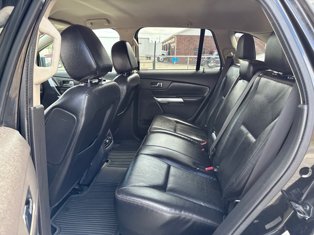 2014 Ford Edge Image 8