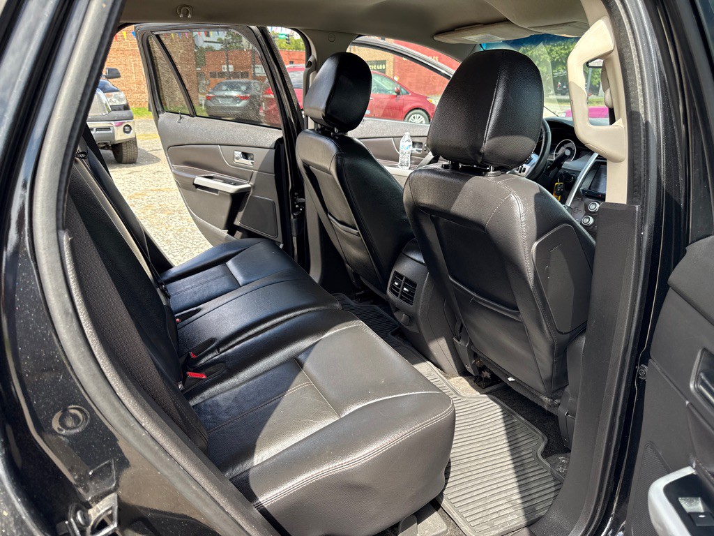 2014 Ford Edge Image 10
