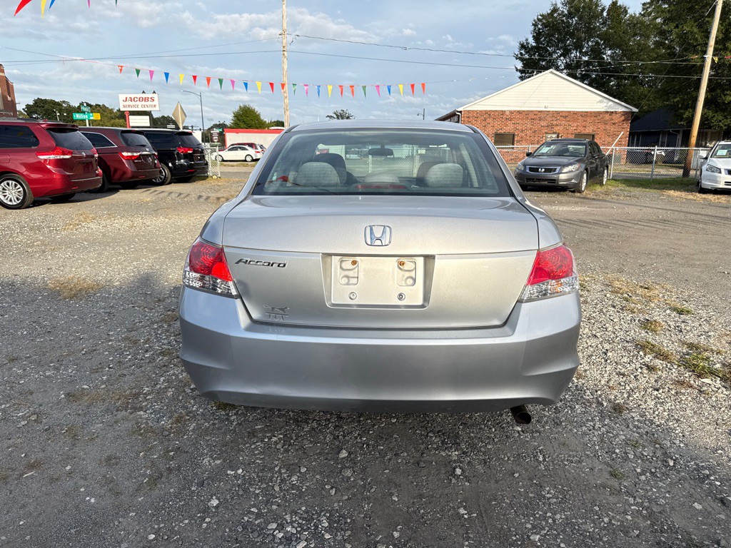 2010 Honda Accord Image 5