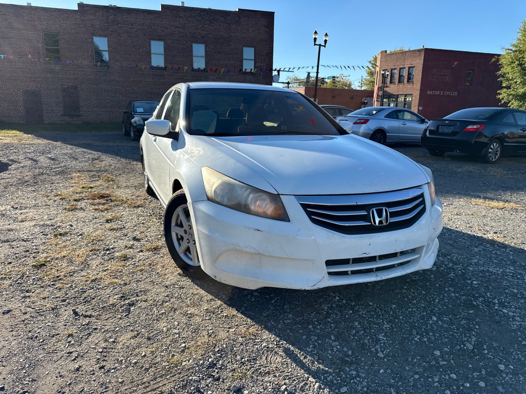 2011 Honda Accord Image 4