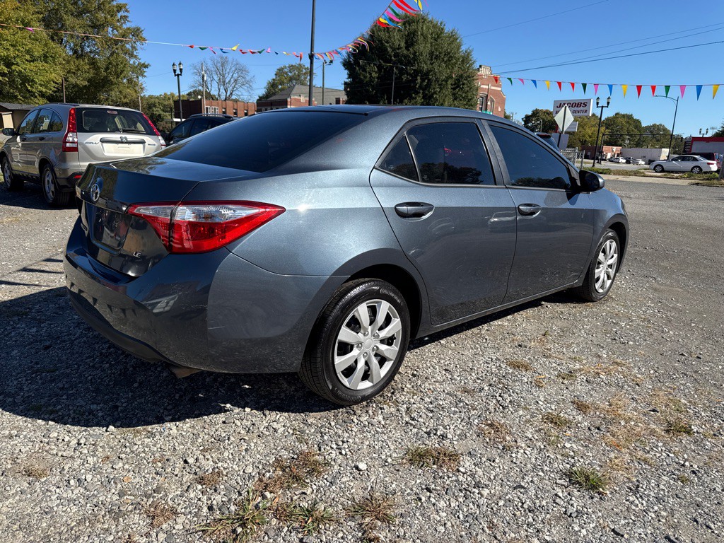 2015 Toyota Corolla Image 10